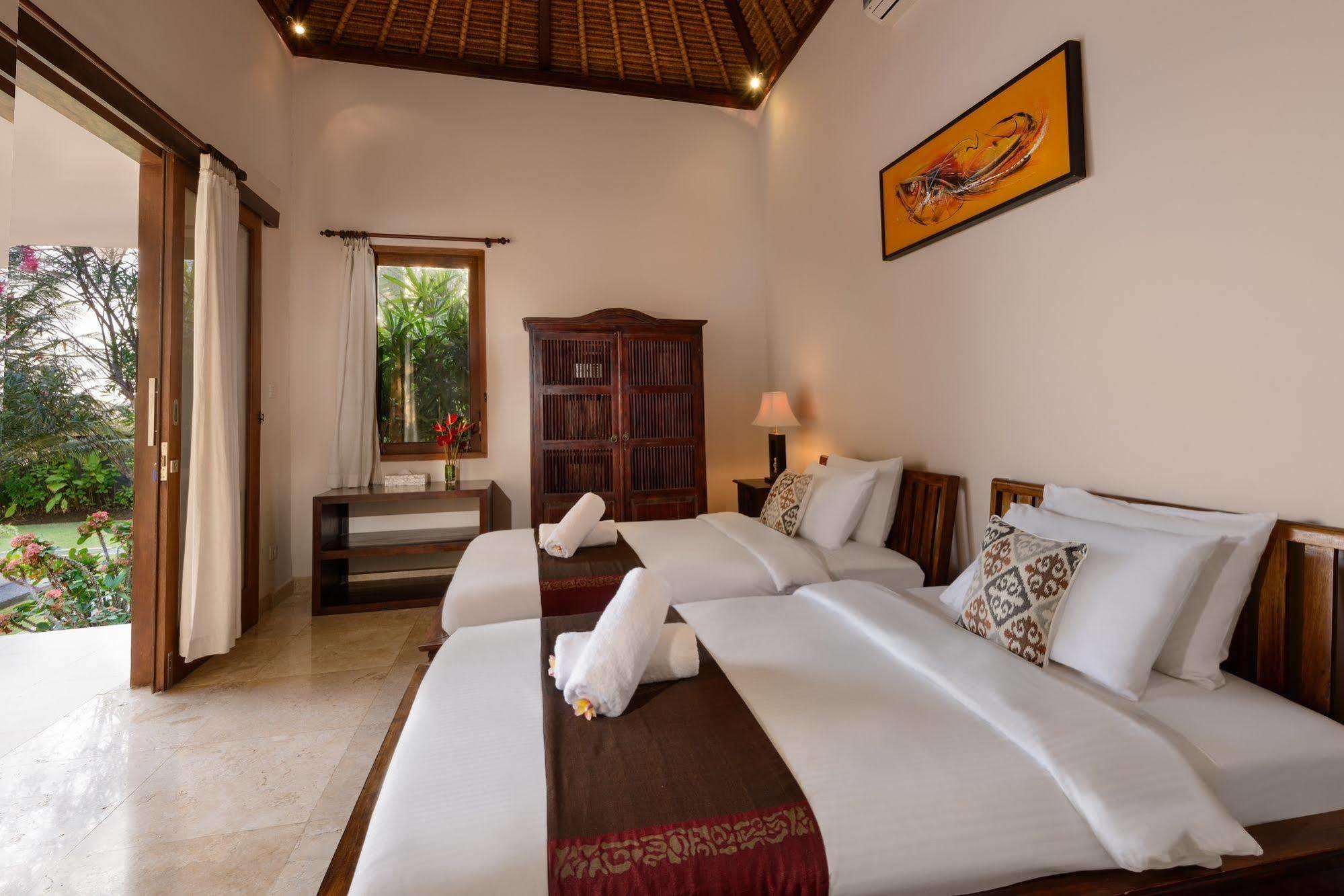 Adinda Balangan Beach Villa Jimbaran Exterior foto